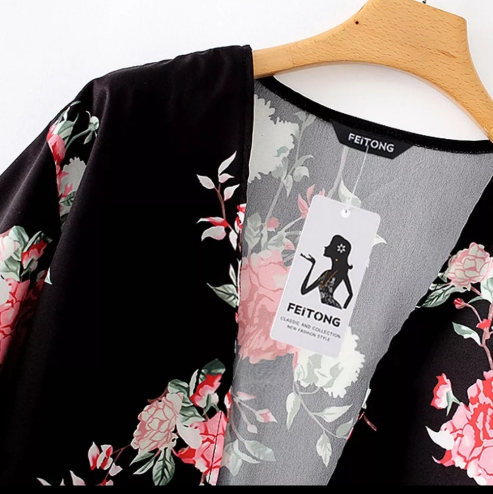 Open Floral Kimono Top - Picture 5 of 7